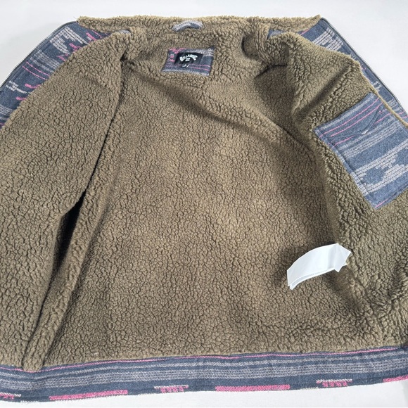 NWT Billabong Barlow Sherpa Shacket Black Red Southwest Boho Men’s L Retail $140 - Picture 7 of 7